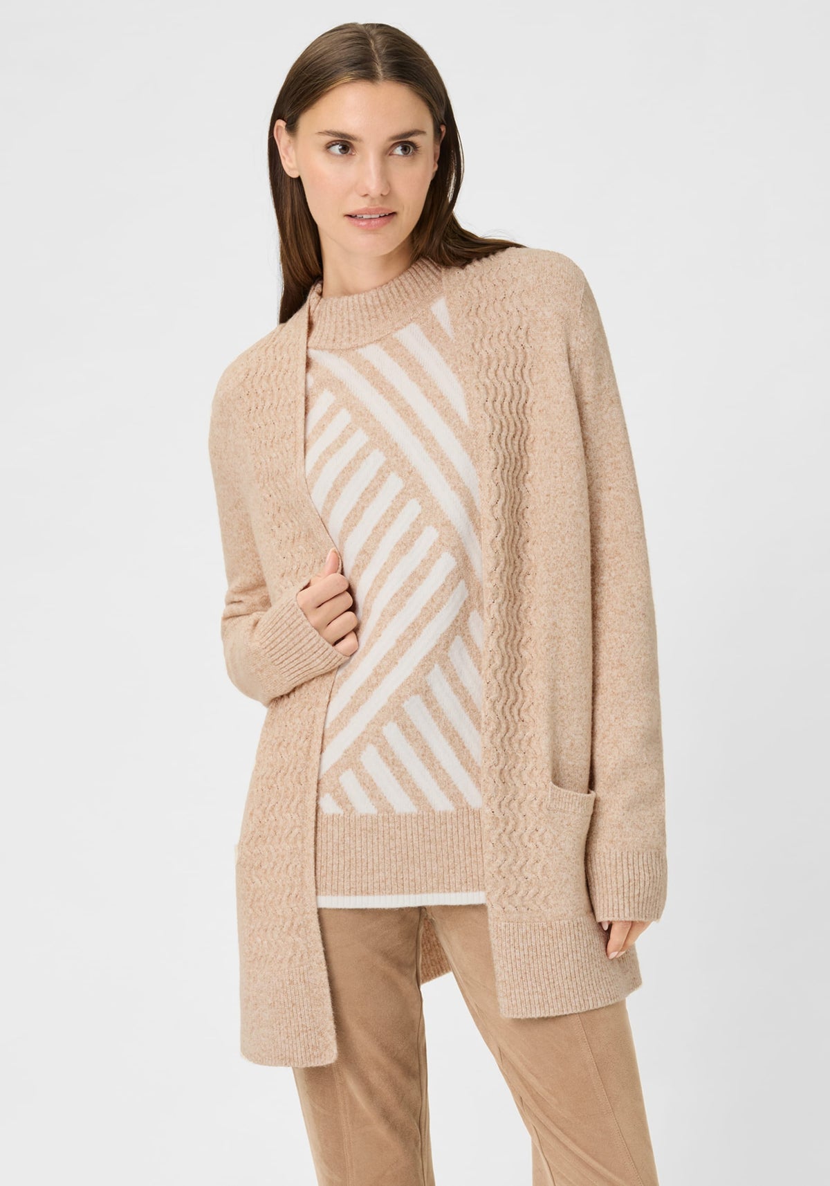 Cardigan long avec bordure en tricot torsadé
