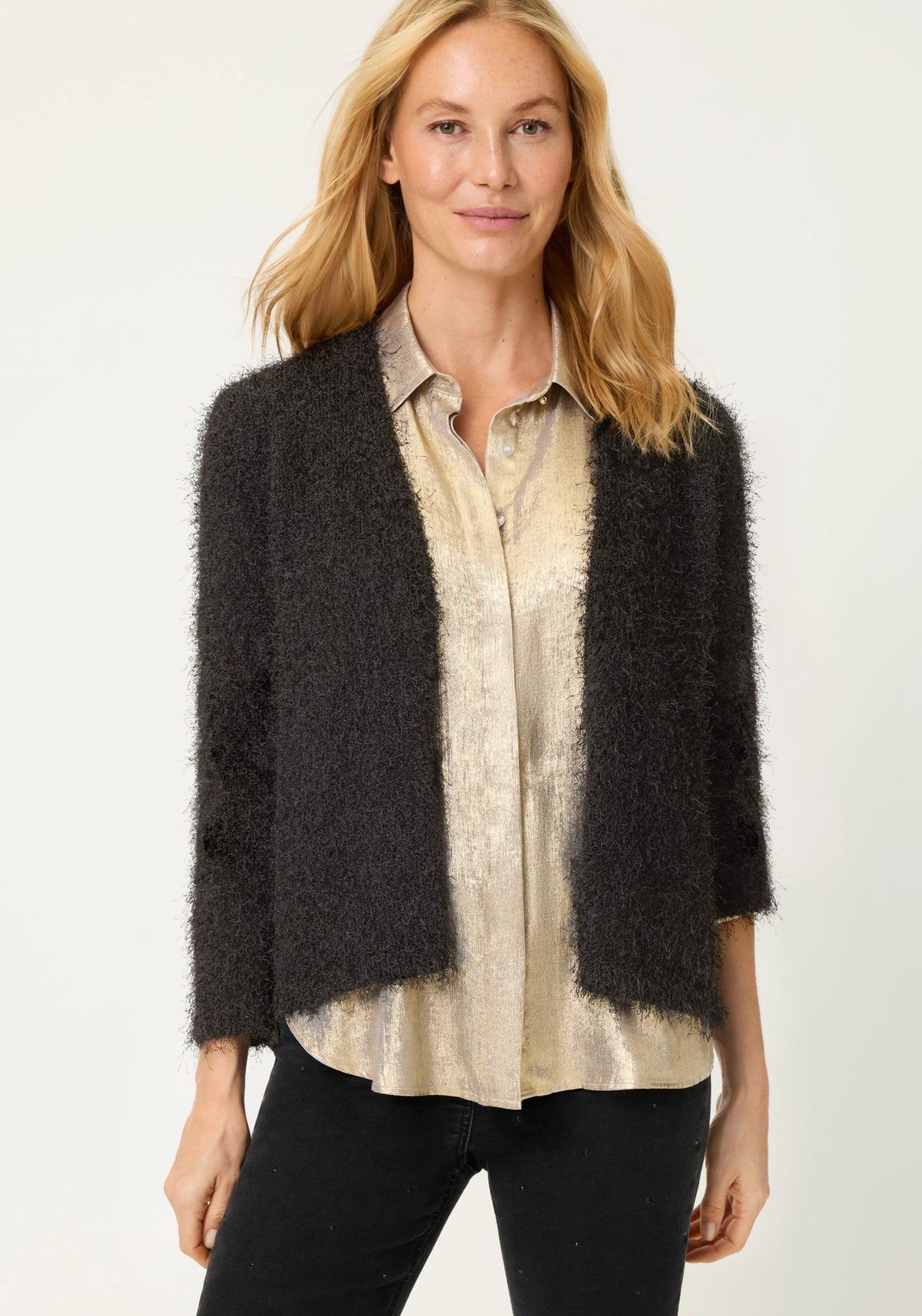 Cropped Feather Yarn Cardigan