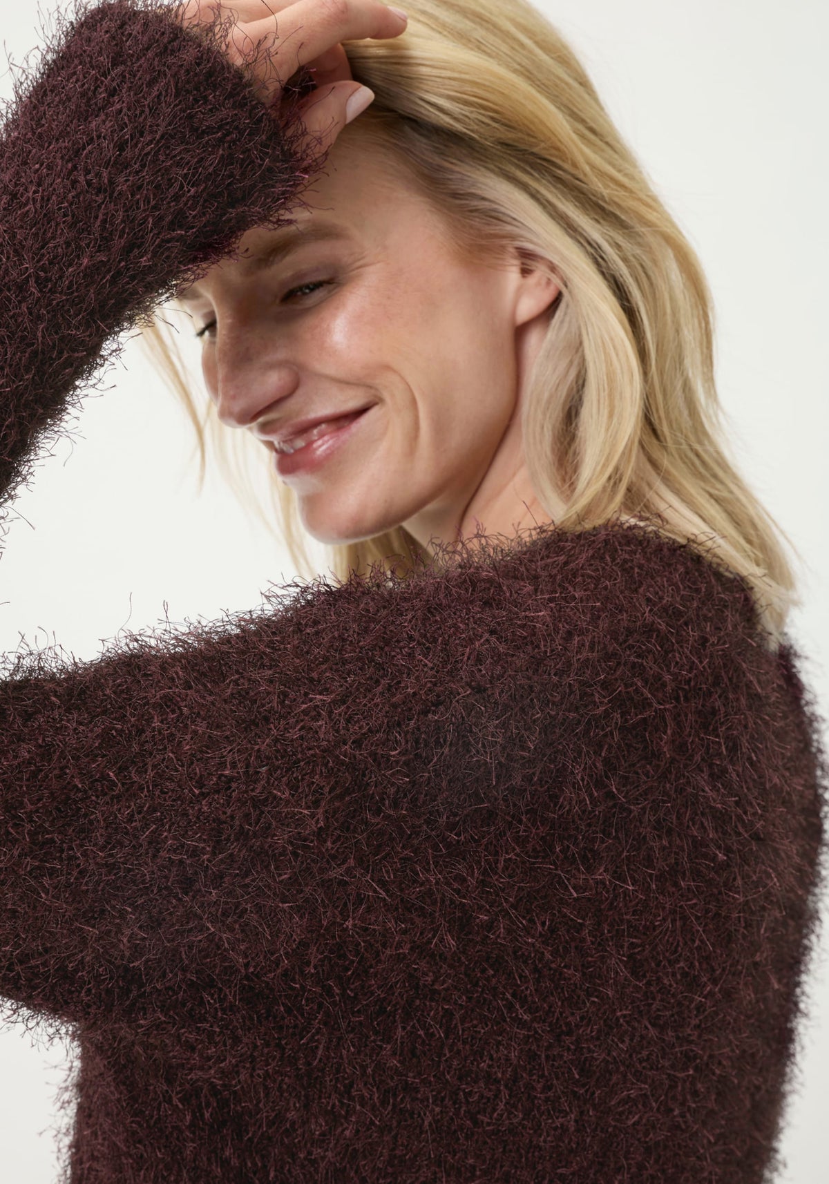 Pull en fil de plume