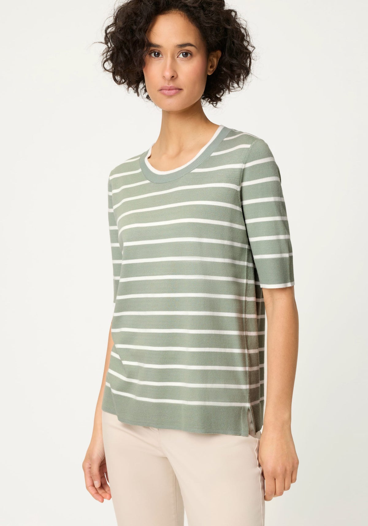 Pull rayé à manches courtes