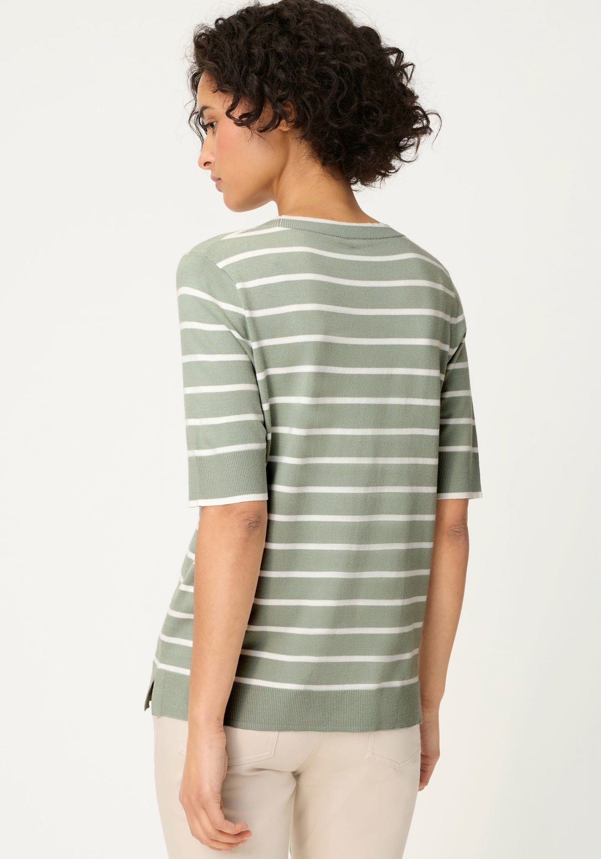 Pull rayé à manches courtes