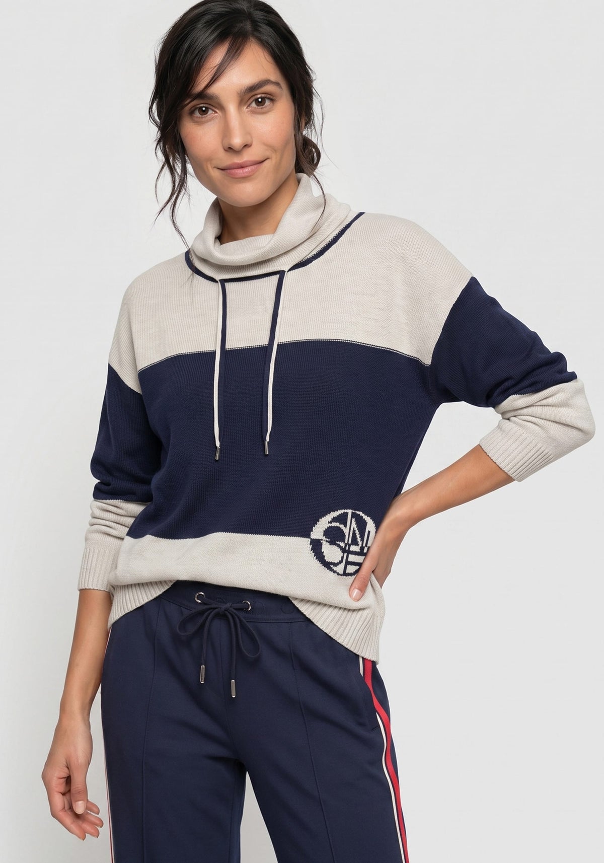 Pull à col roulé rayé