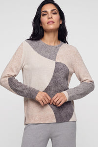 Pull abstrait et doux
