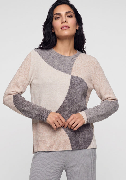Pull abstrait et doux