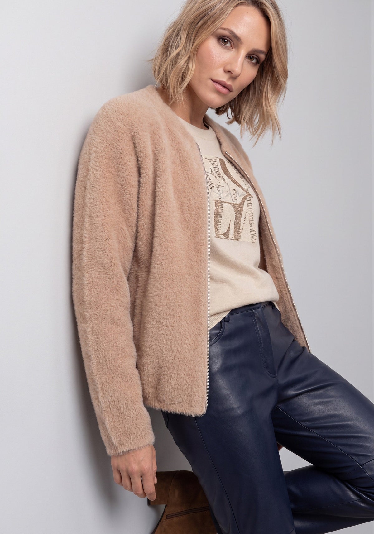 Cardigan zippé en laine « Feather Yarn »