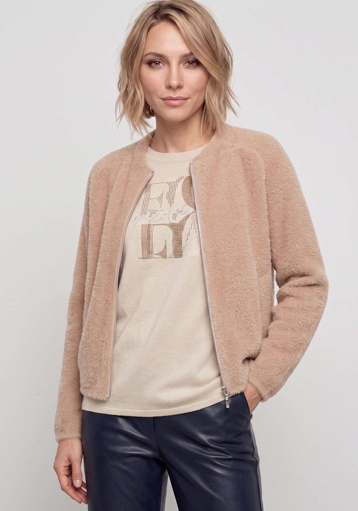 Cardigan zippé en laine « Feather Yarn »