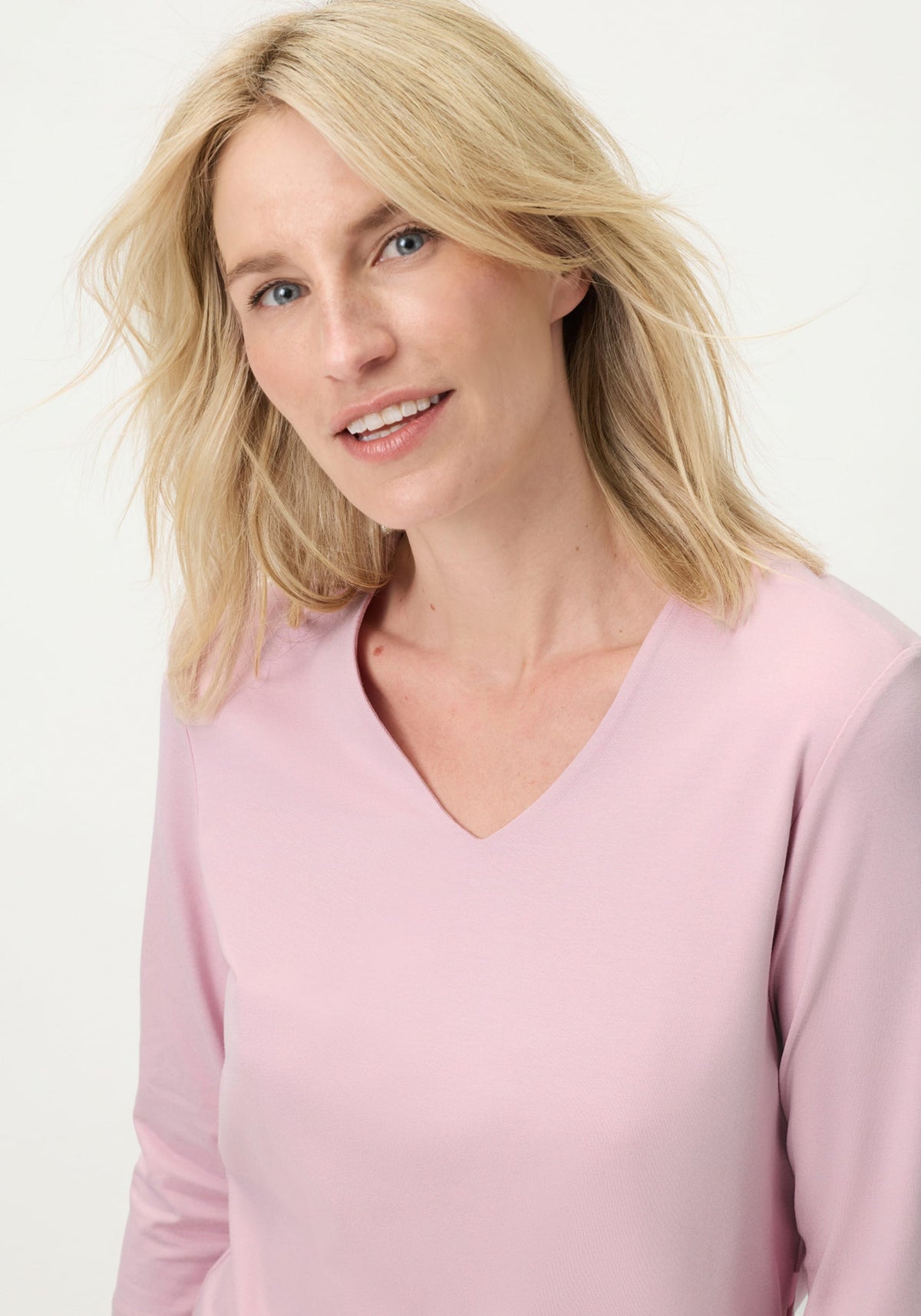 3/4 Sleeve V-Neck T-Shirt