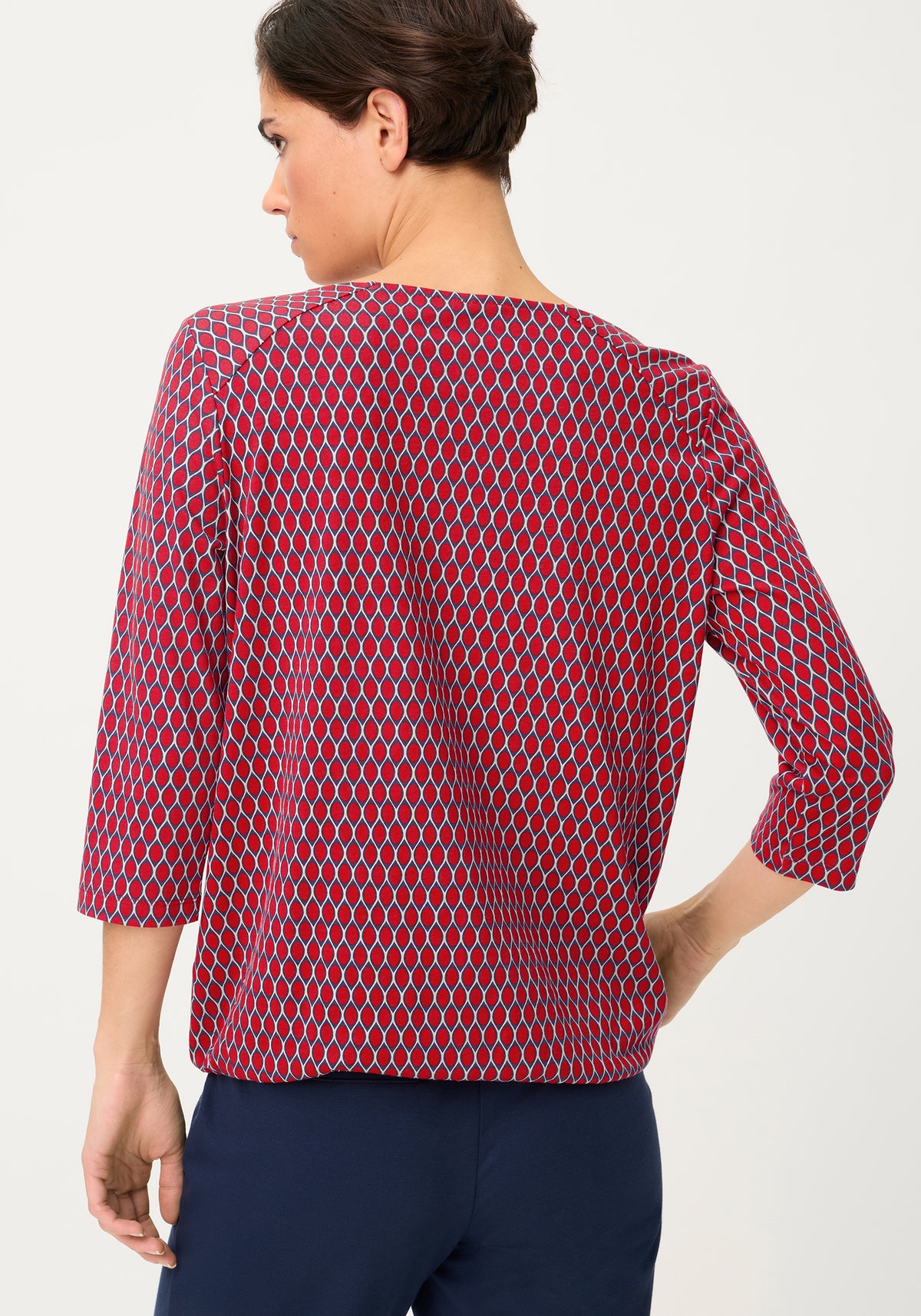 T-shirt à encolure fendue et imprimé géométrique