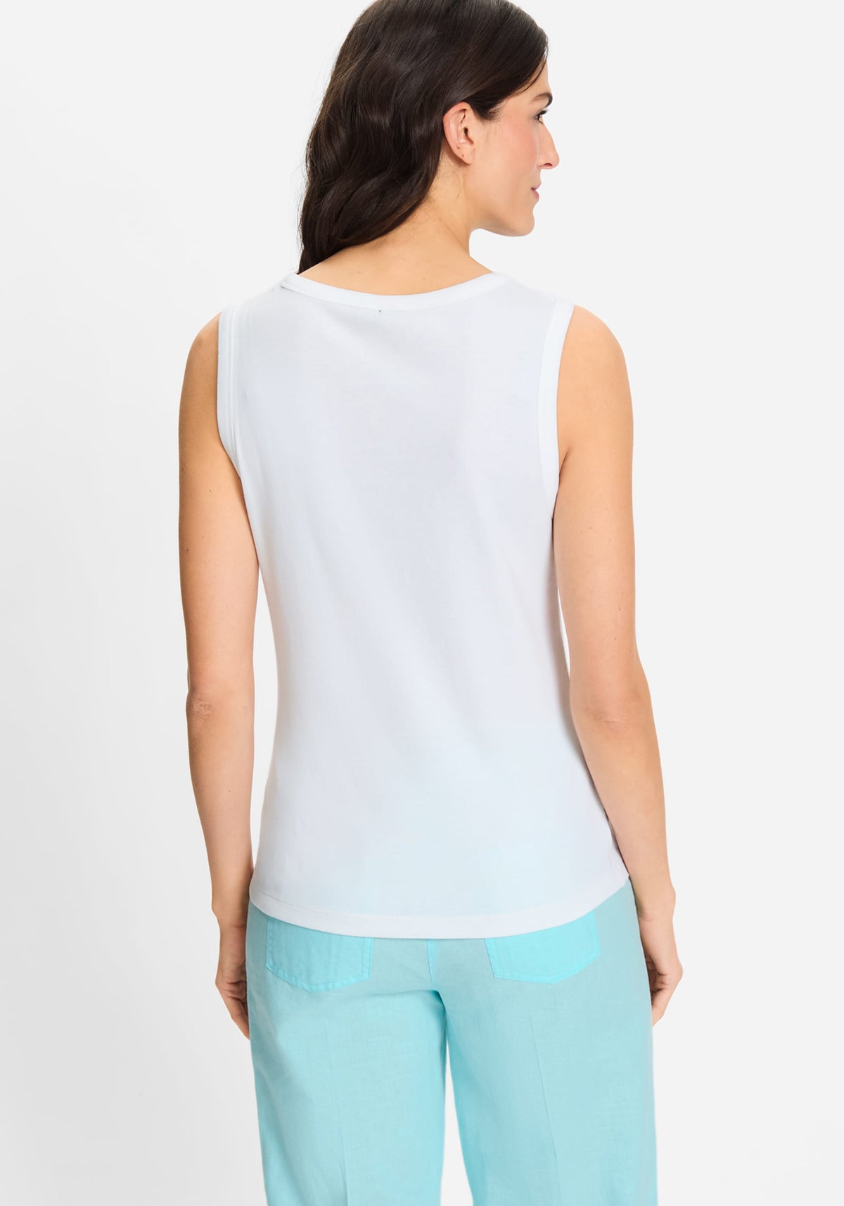 Round Neck Sleeveless Shell