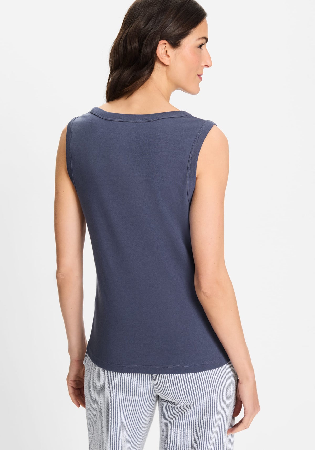 Round Neck Sleeveless Shell