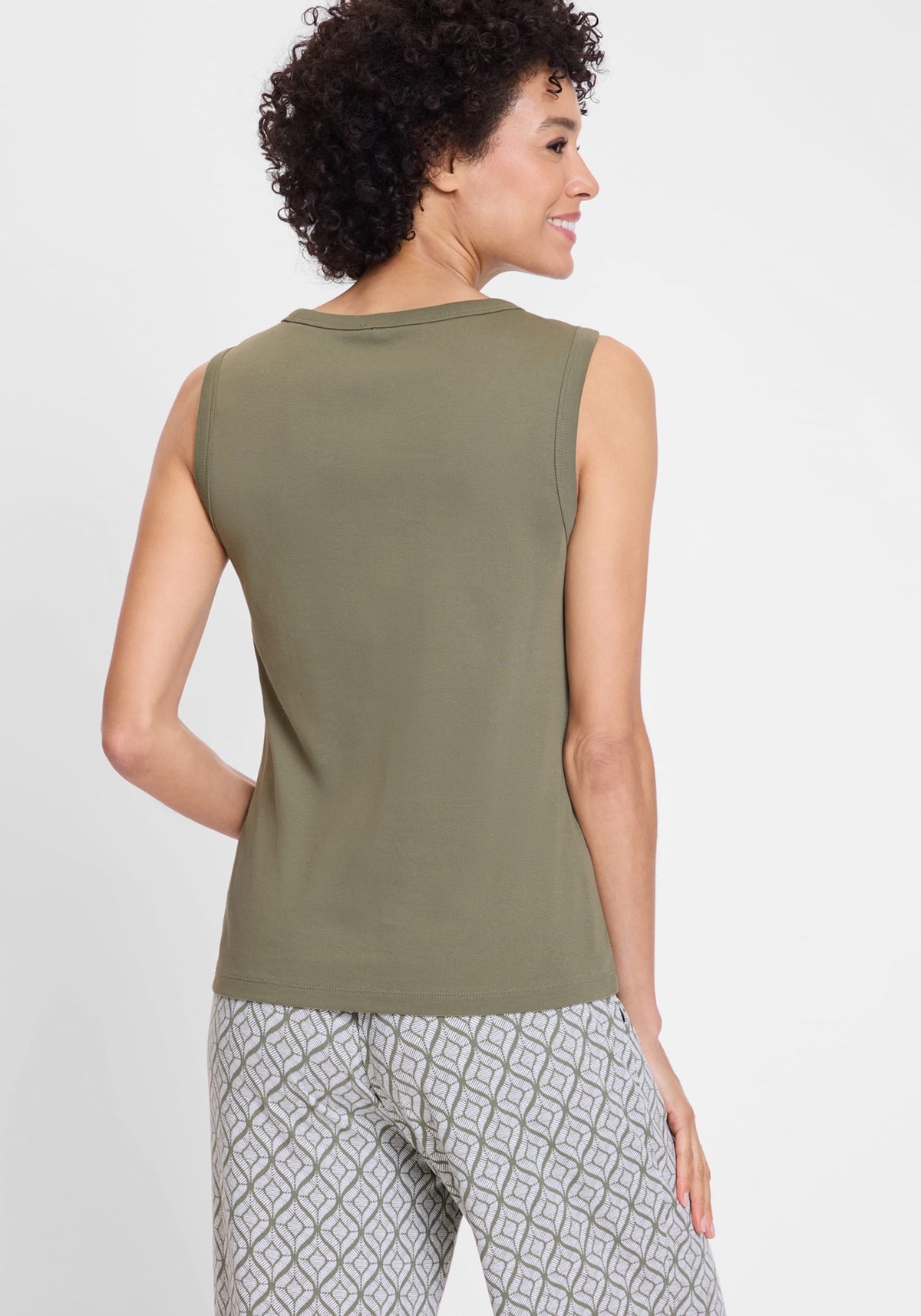 Round Neck Sleeveless Shell
