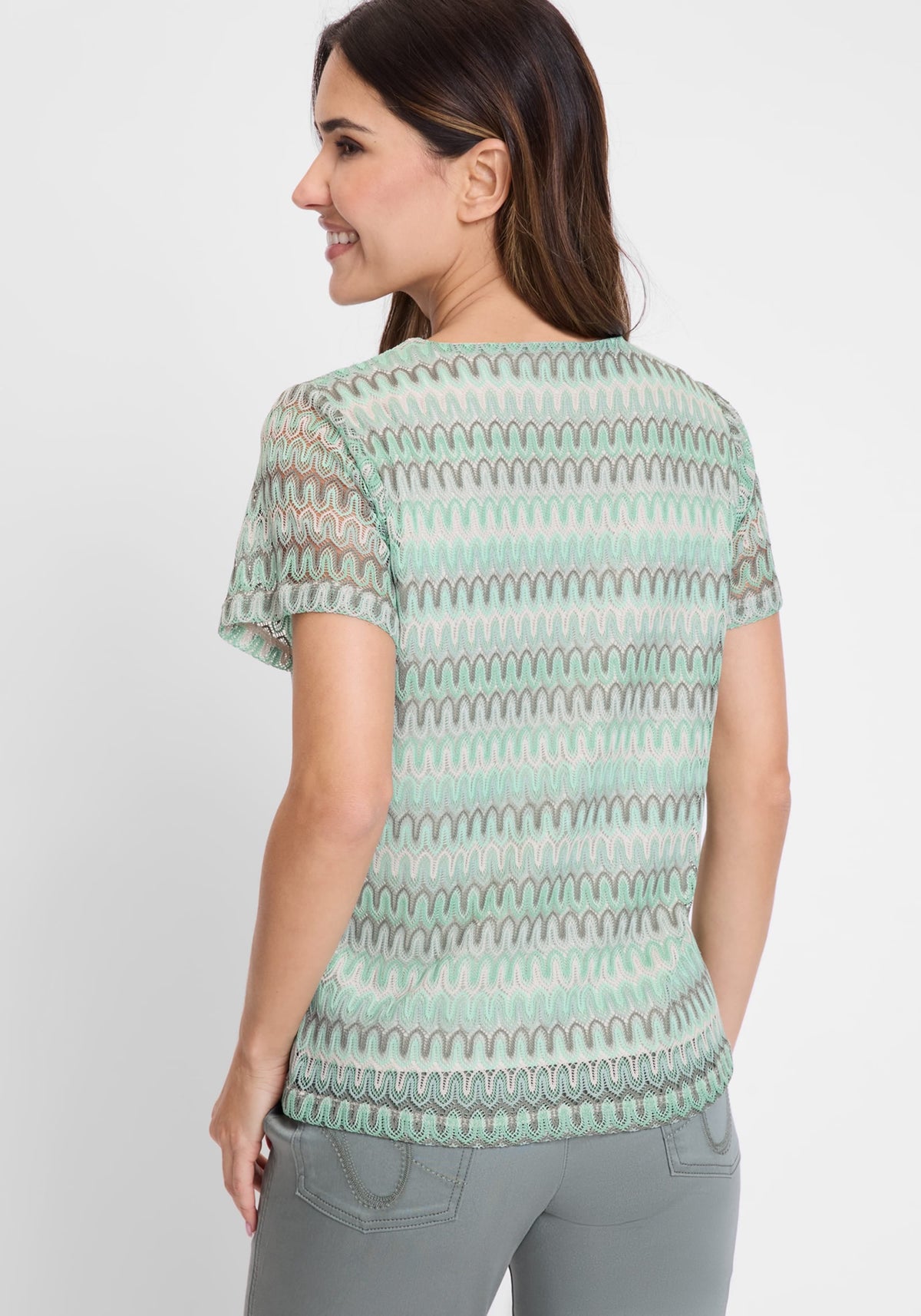 T-Shirt moderne en dentelle