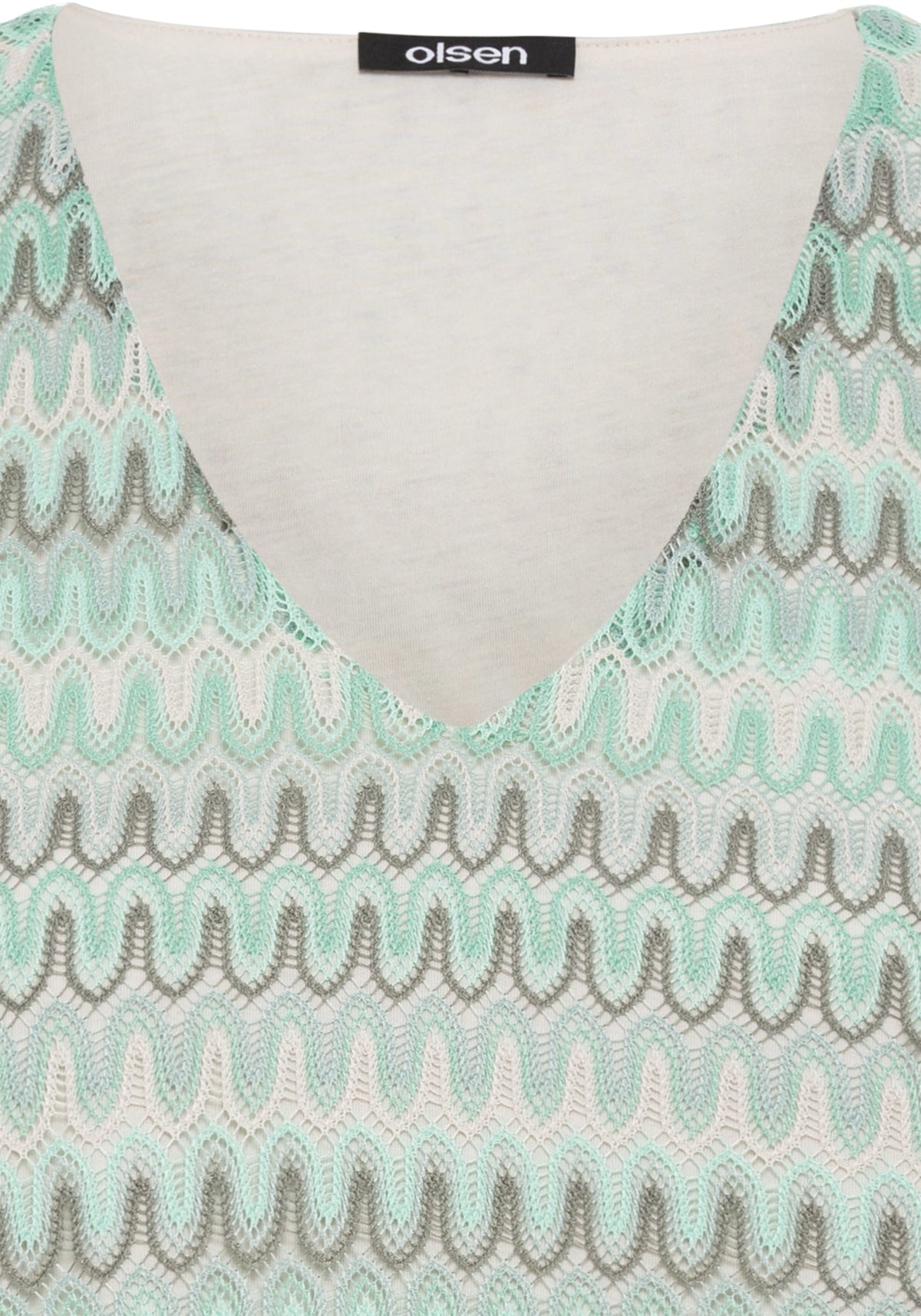 T-Shirt moderne en dentelle