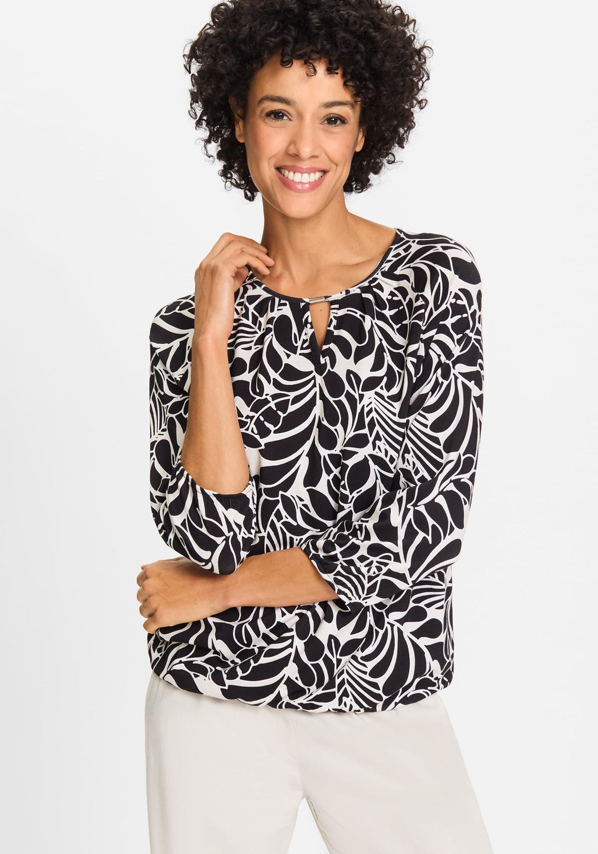 Statement Leaf Print