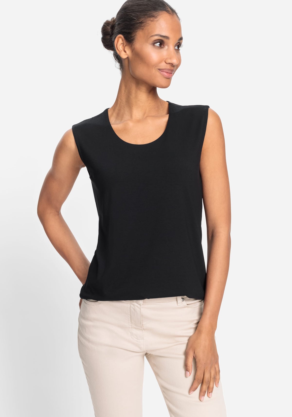 Round Neck Sleeveless Shell