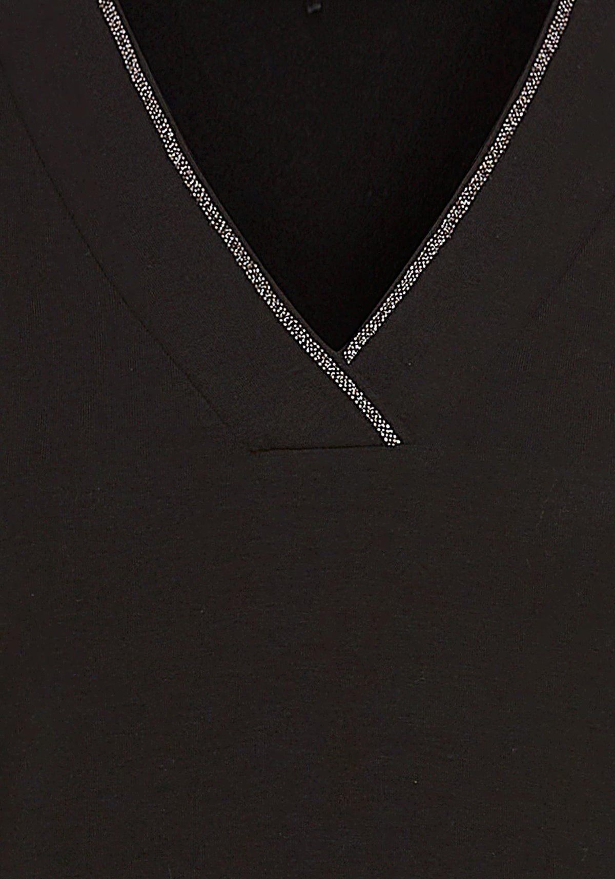 T-shirt à col en V avec bordures étincelantes