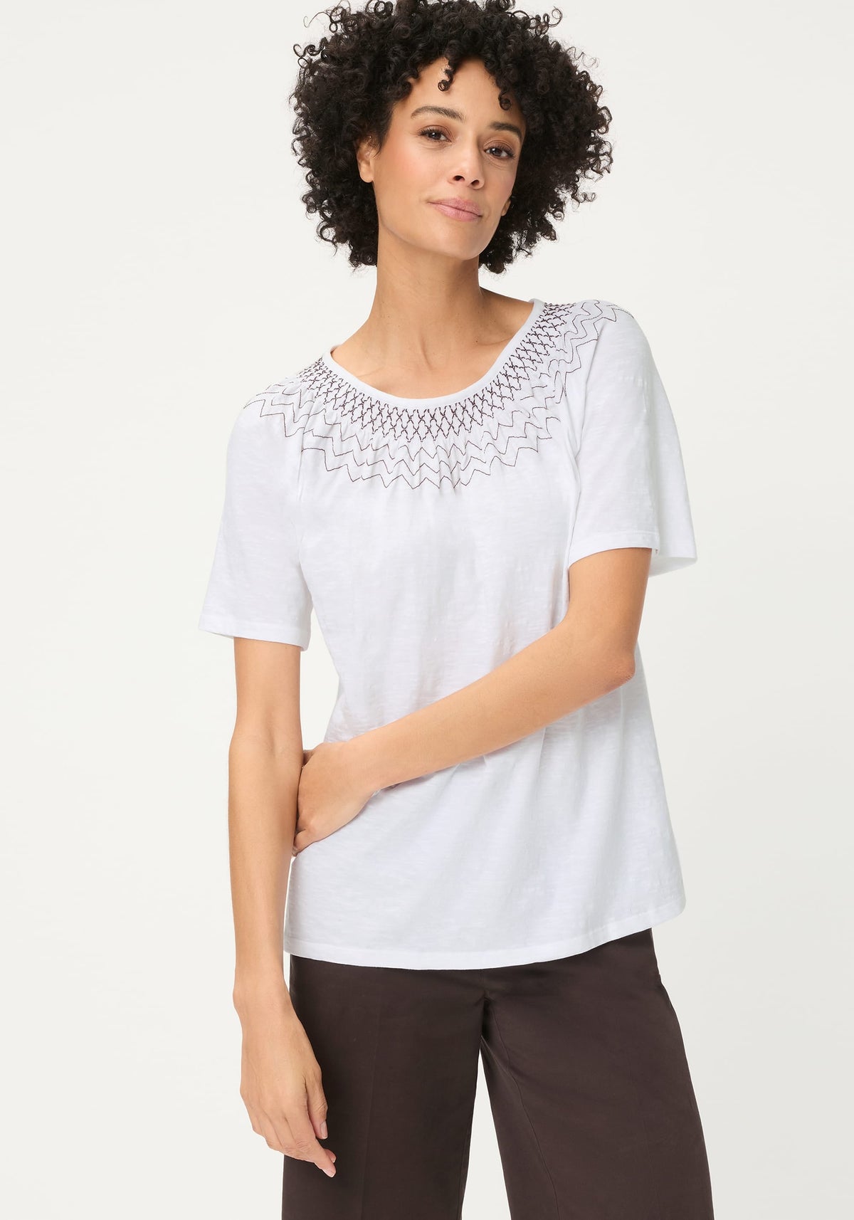 T-shirt brodé