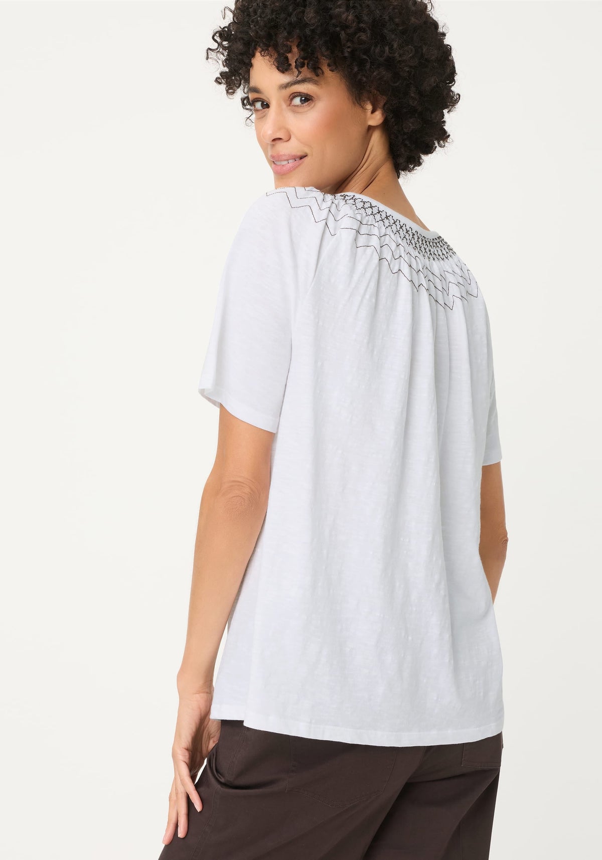 T-shirt brodé