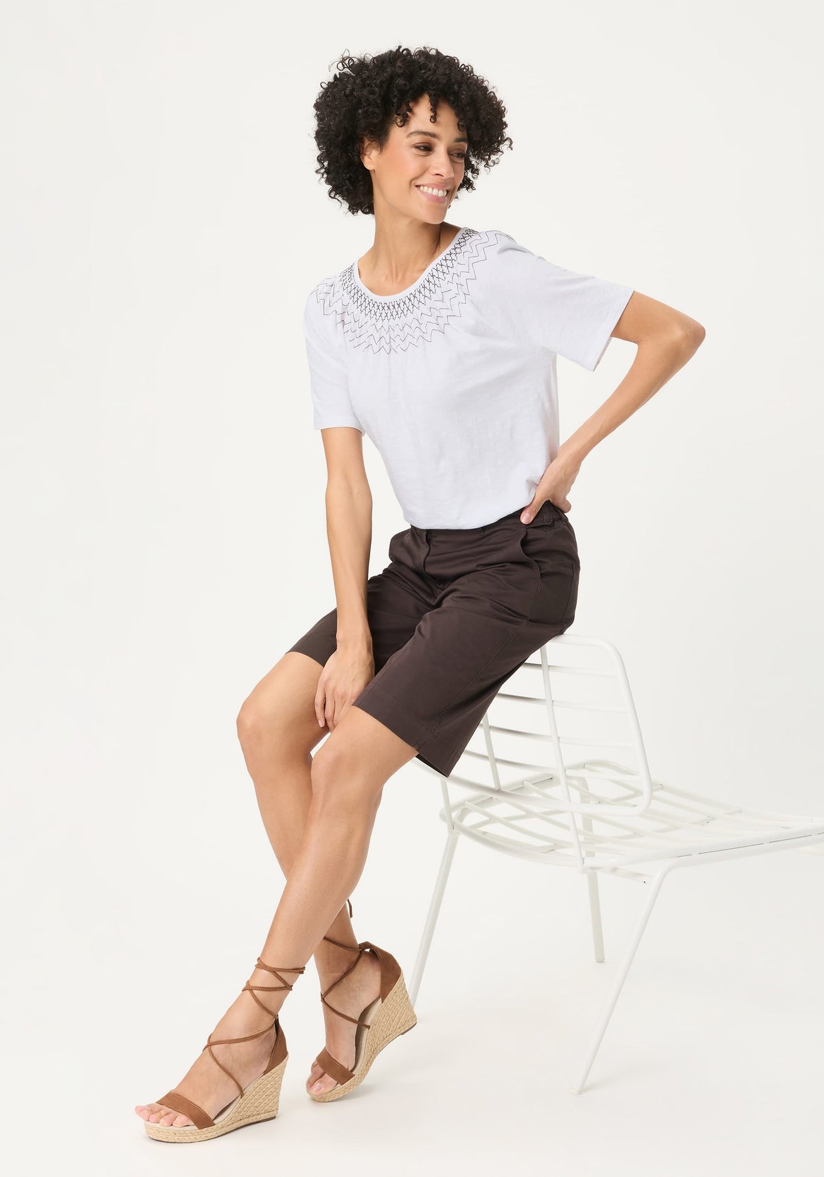 T-shirt brodé