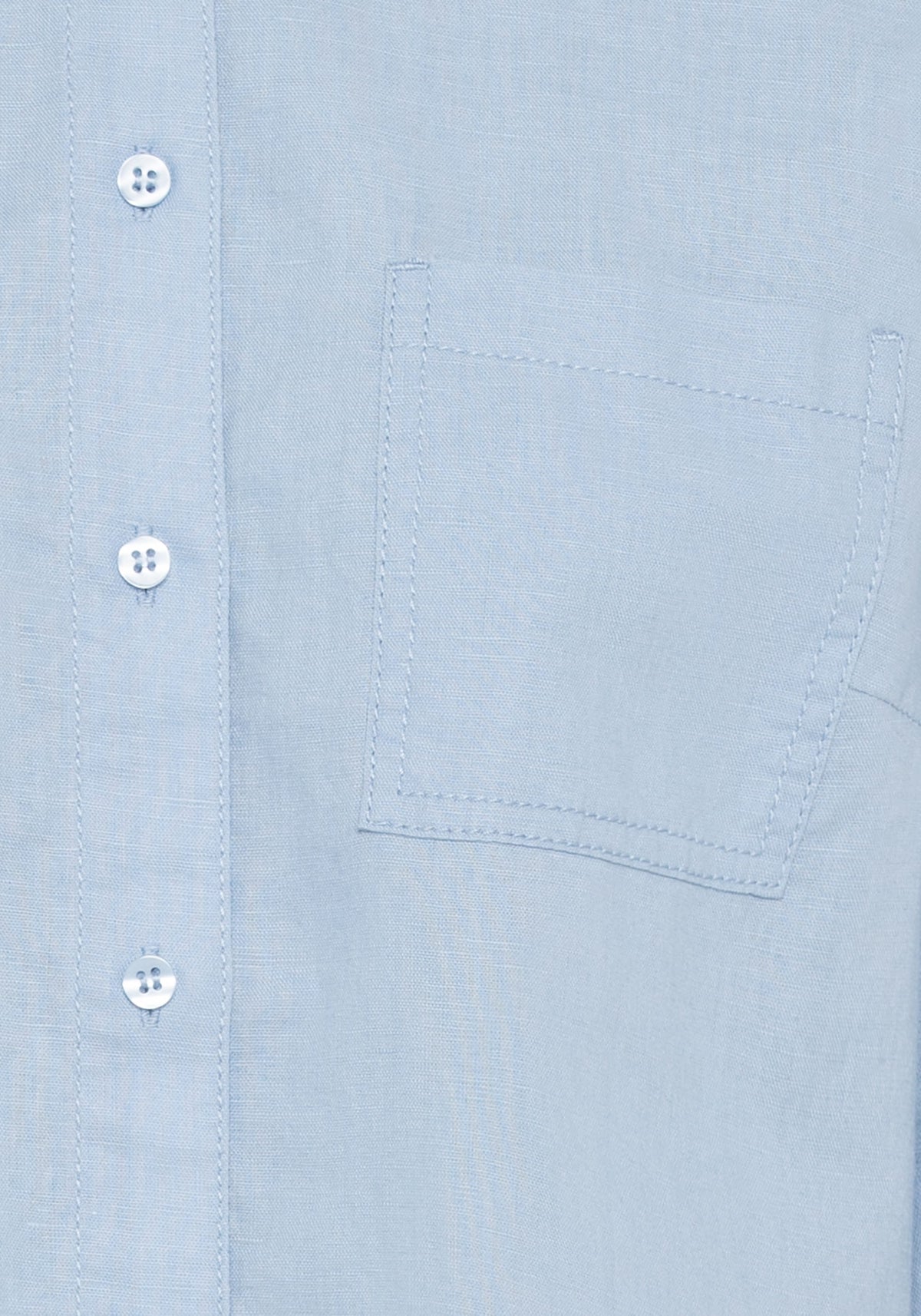 Chemise à pattes de boutonnage à manches roulées