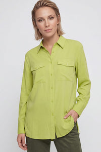 Chemise à poches plaquées unies