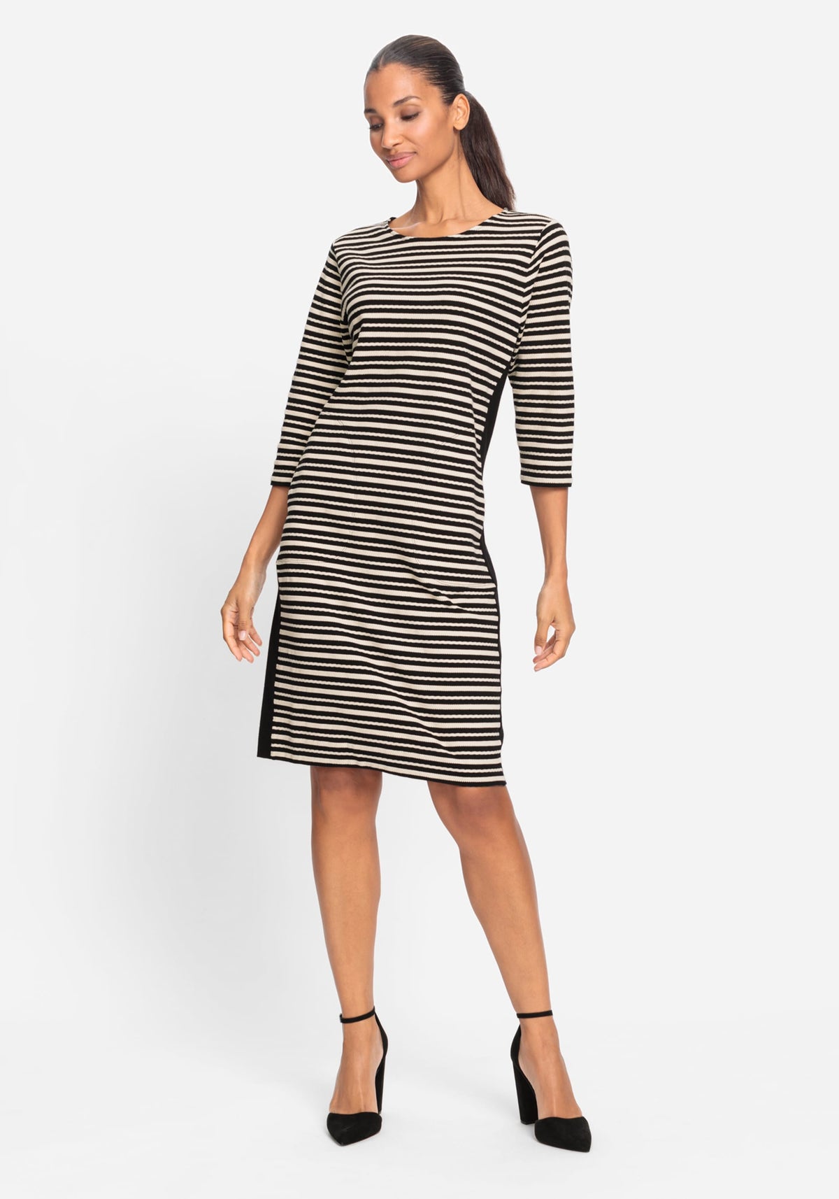 Robe texturée à rayures