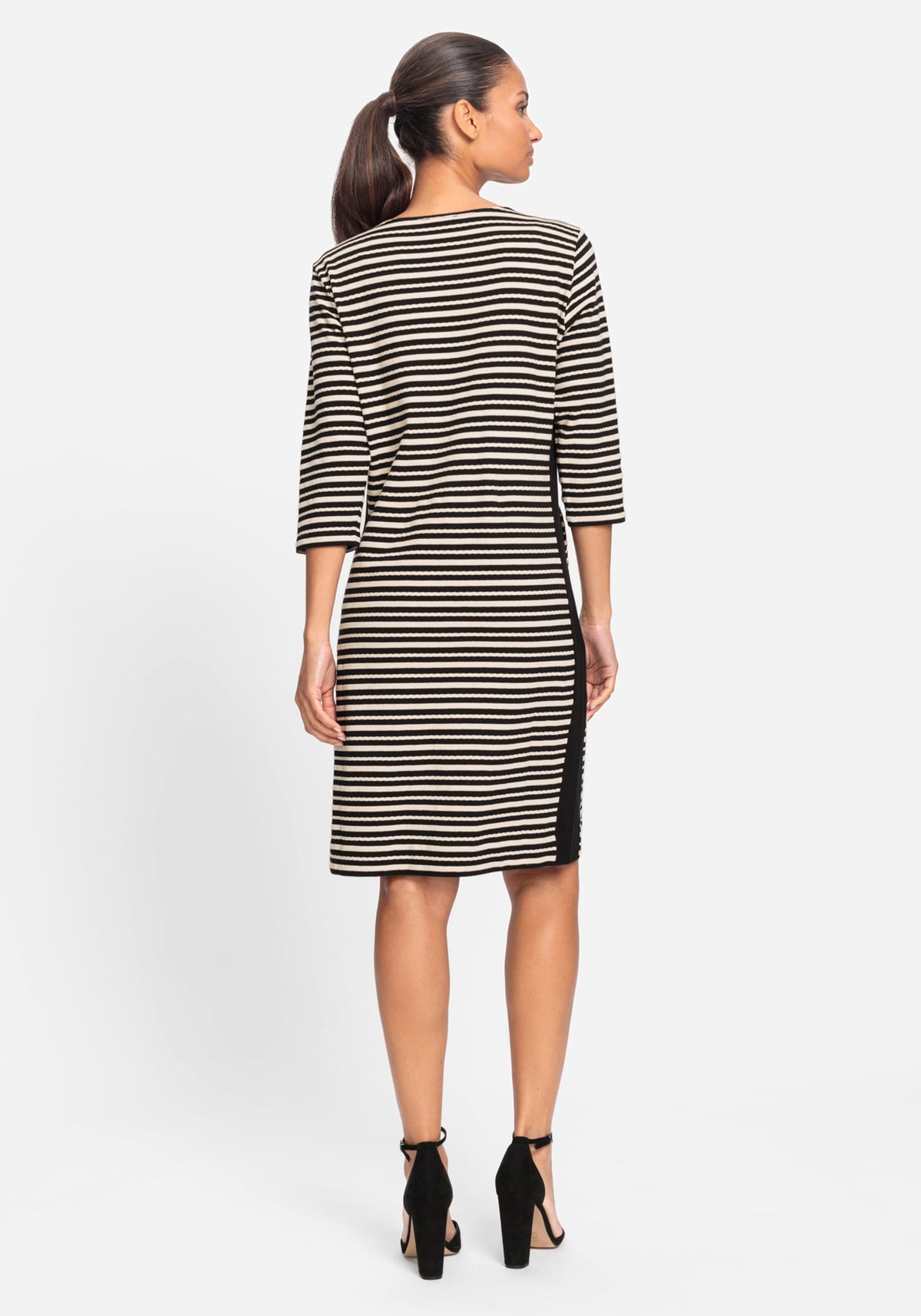 Robe texturée à rayures