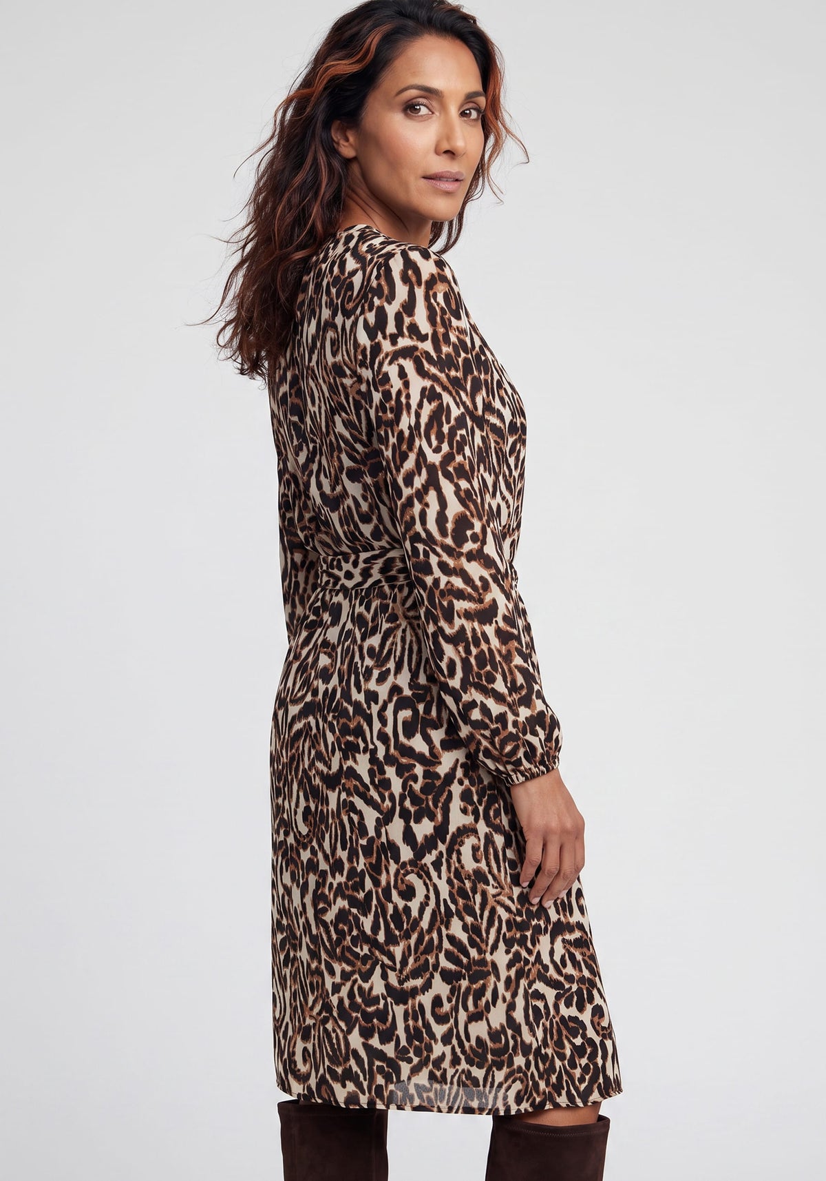 Robe moderne à imprimé animalier