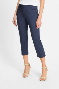 Mona Fit Slim Leg Capri