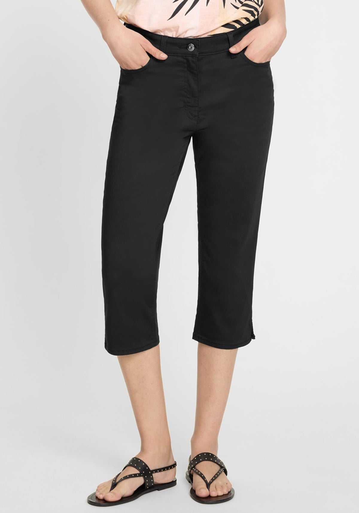Mona Fit Slim Leg Capri