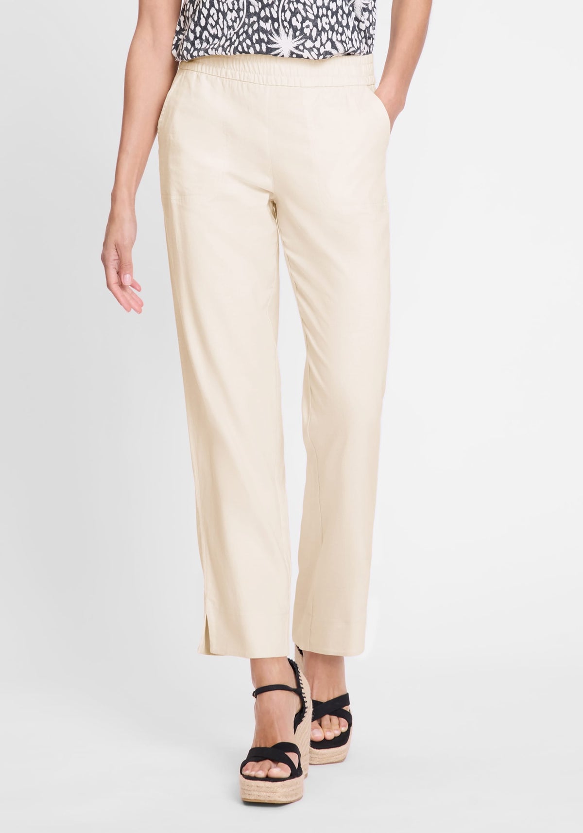 Mona Fit Linen Blend Pull-On Pant