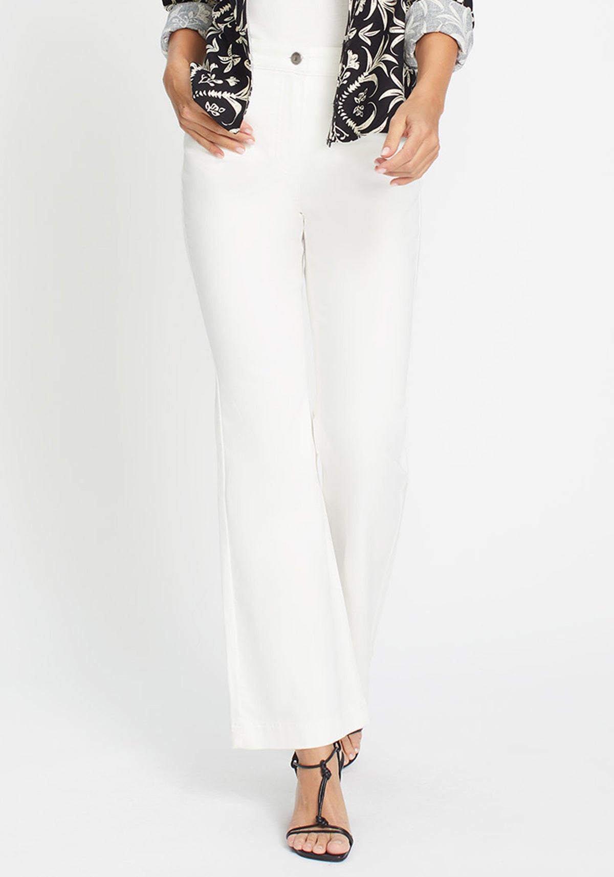 Mona Fit Bootcut Jean