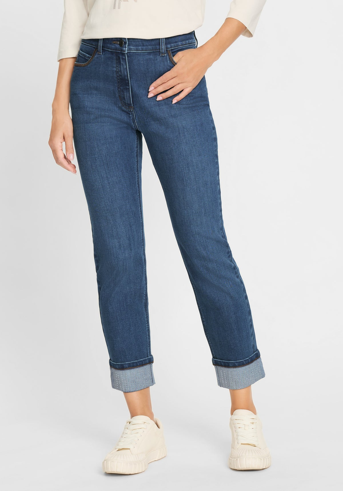 Jean 5 poches à jambe droite Mona Fit avec ourlet à strass