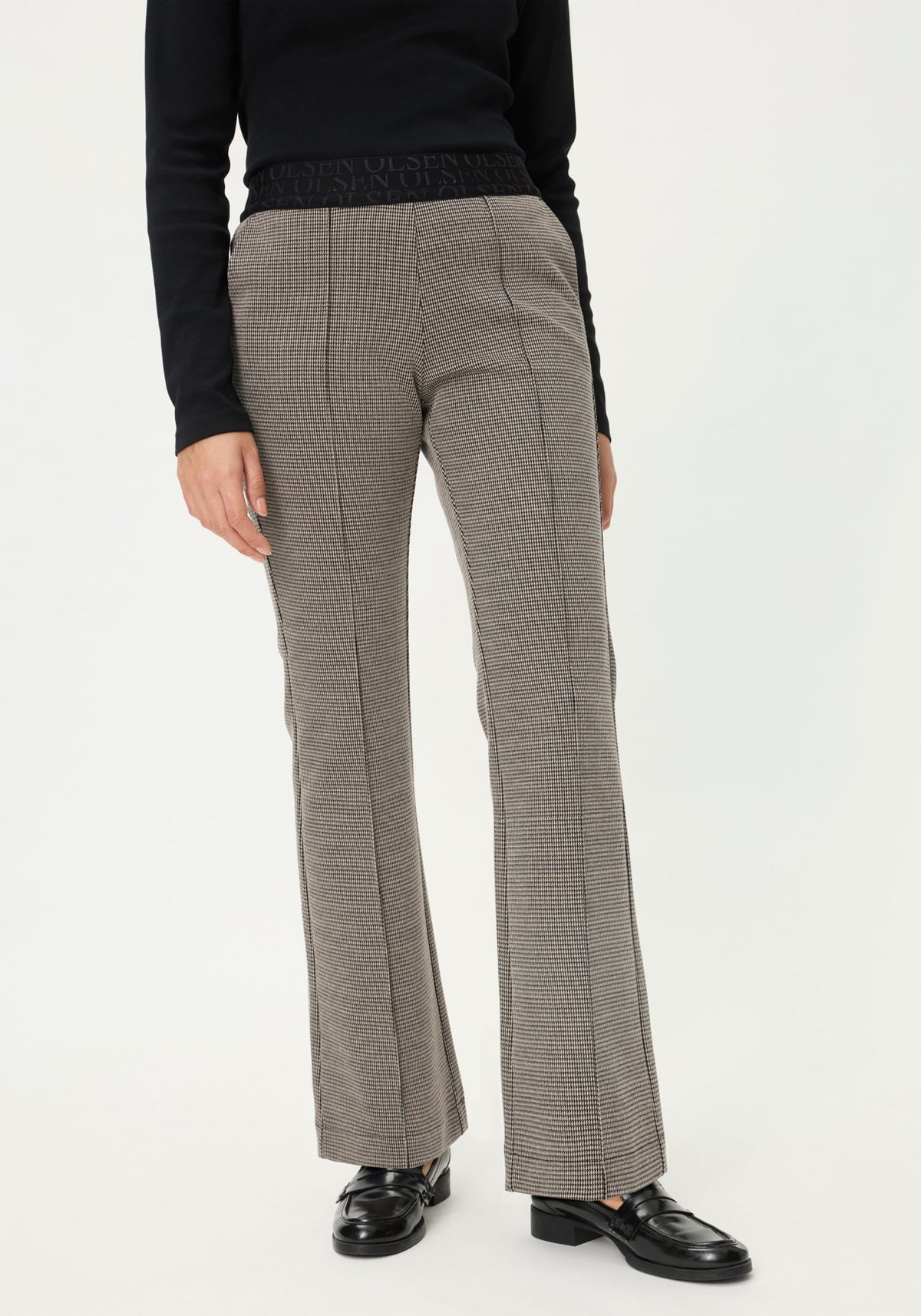 Mona Fit Bootcut Pull-On Check Pant