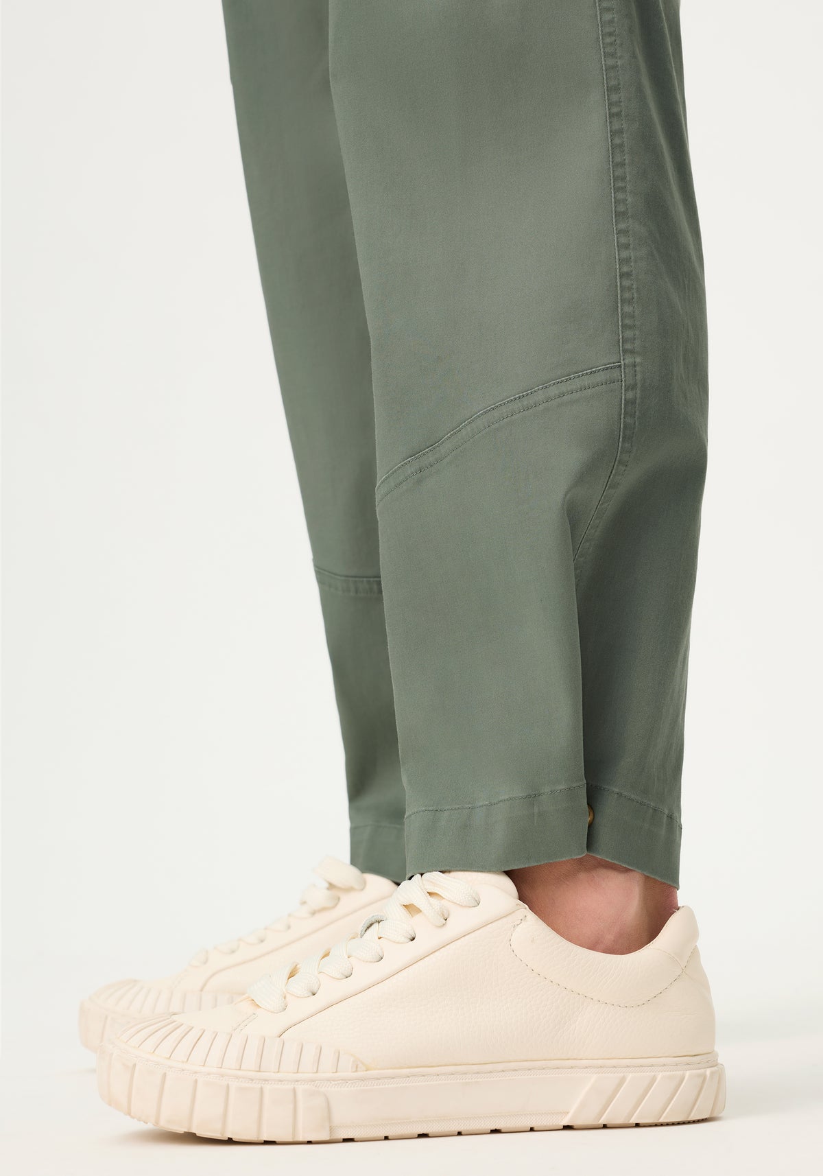 Clean Line Cargo Pant