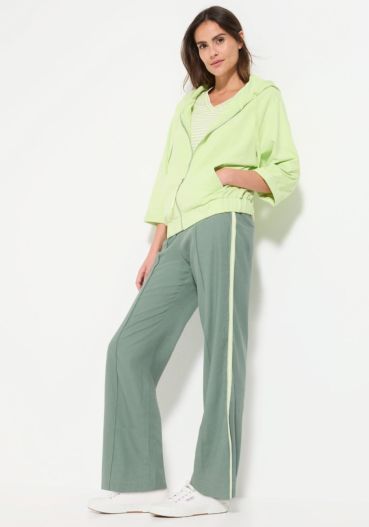 Pantalon à cordon de serrage et bandes latérales
