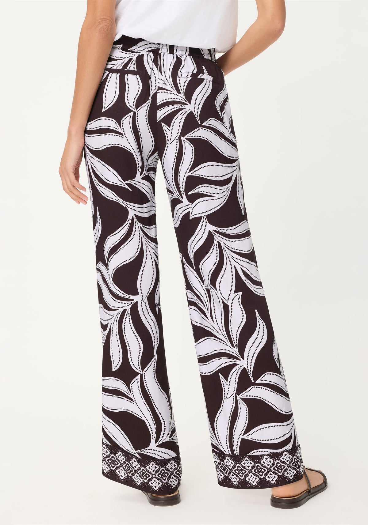 Pantalon à motifs de feuilles