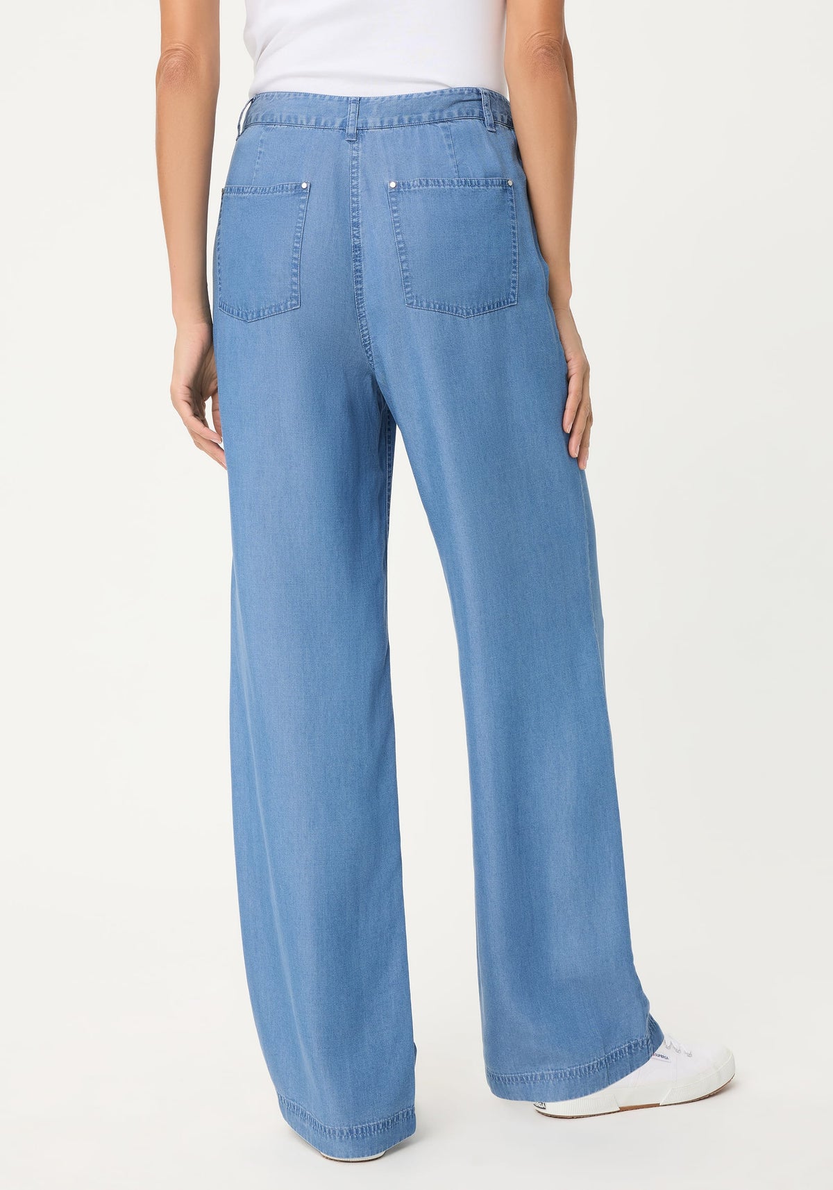 Relaxed Wide Leg Pant