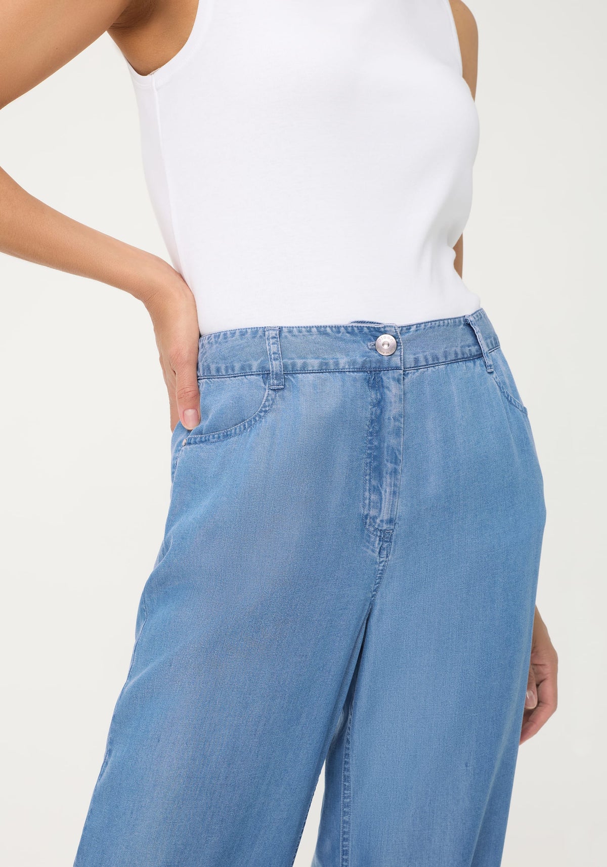 Relaxed Wide Leg Pant