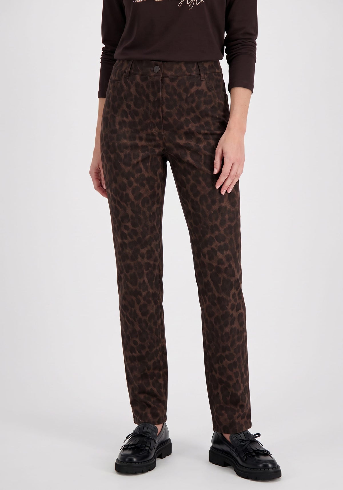 Pantalon en simili-daim à imprimé léopard