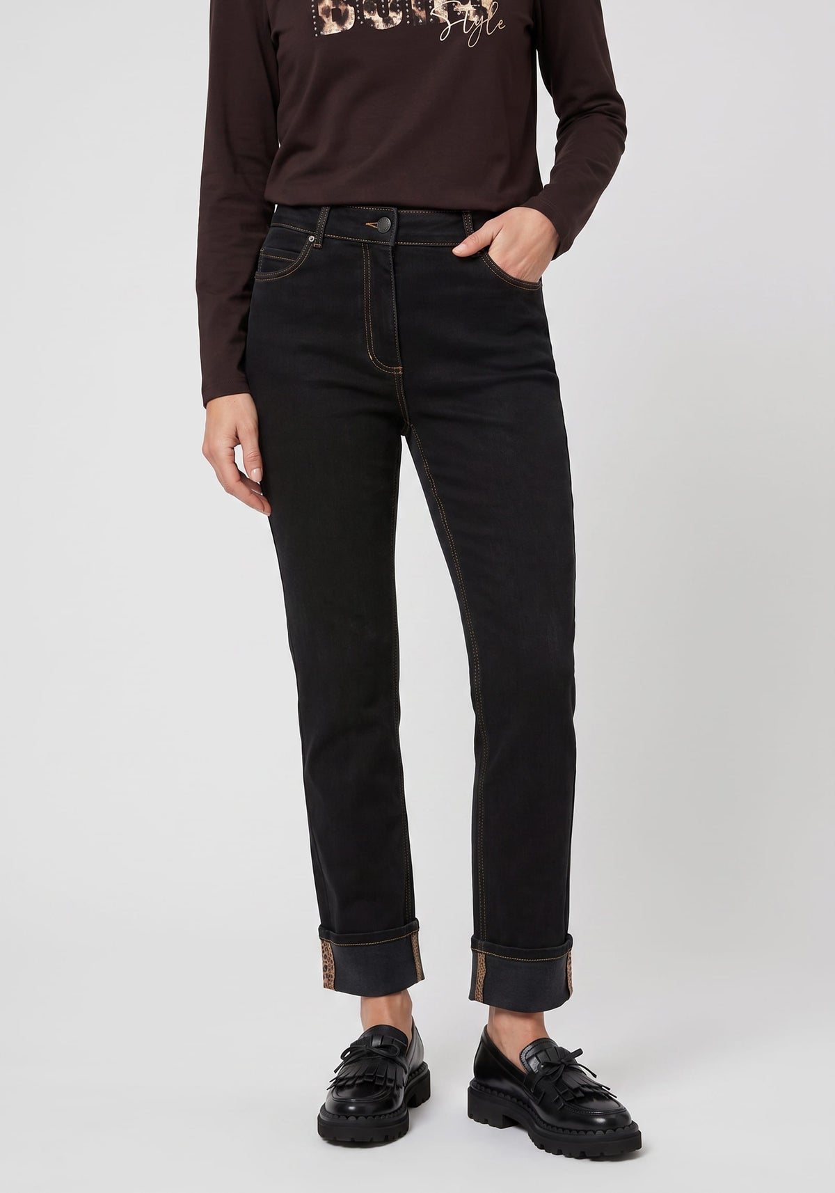 Jean en denim avec ourlet contrasté