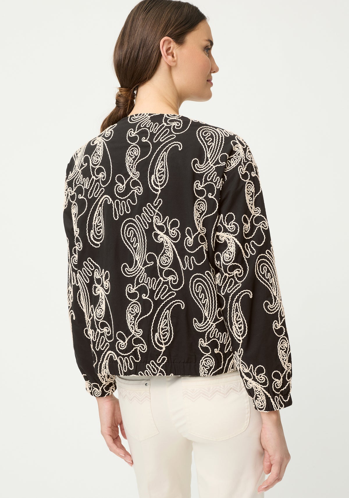Veste d'intérieur brodée