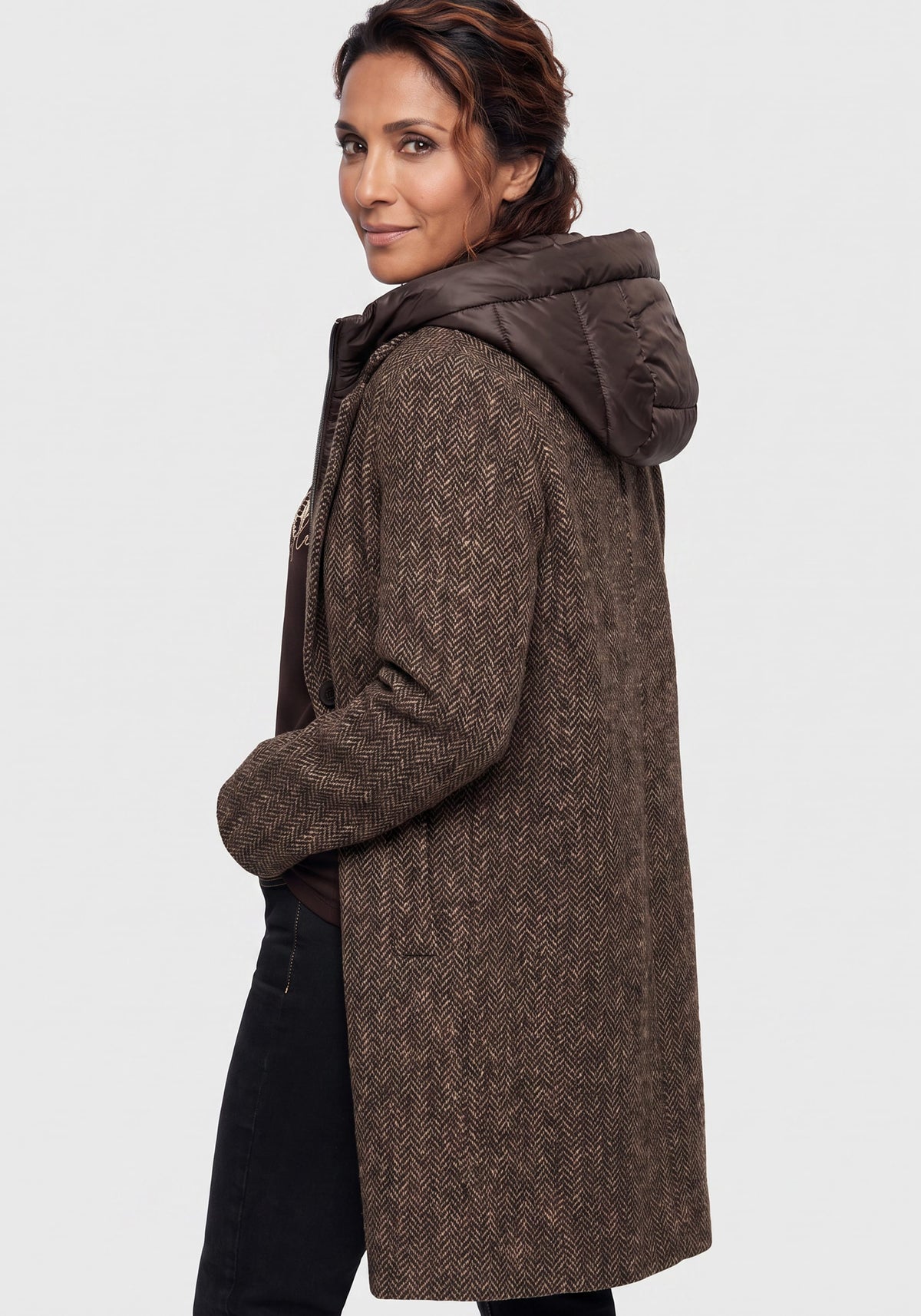 Manteau convertible en techniques mixtes