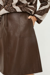 Abstract Modern Animal Feather Knit Pull-Over