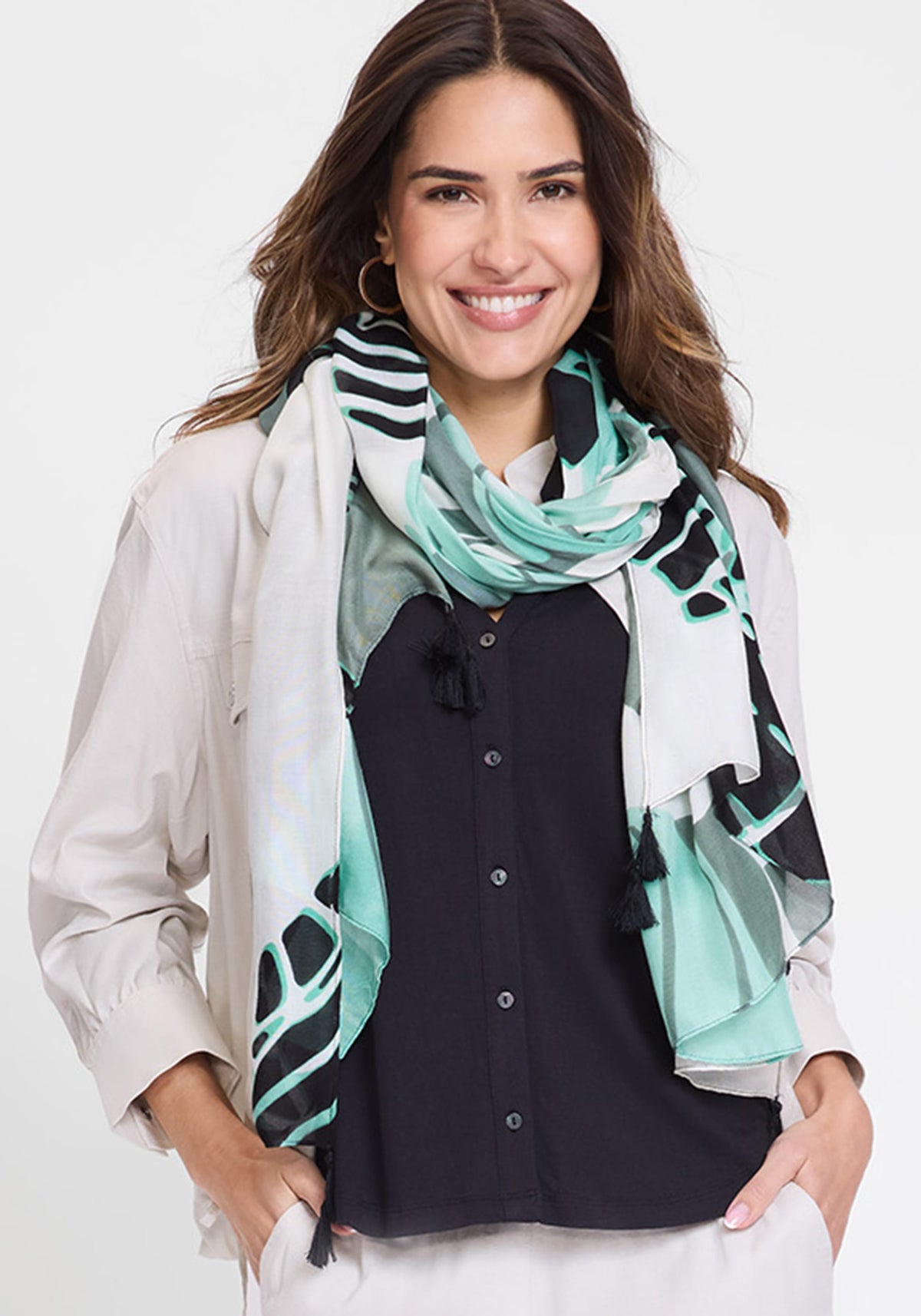 Abstract Leaf Print Tassel Scarf
